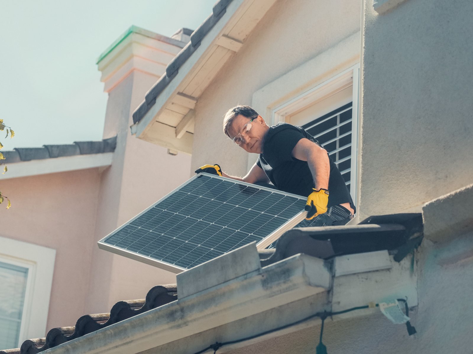 Evo5 N-Type TOPCon 560W-580W All Black Monocrystalline Solar Panel